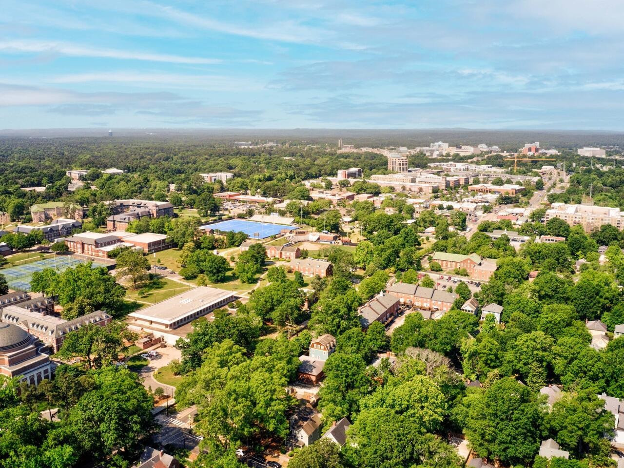 1412 W Markham Avenue