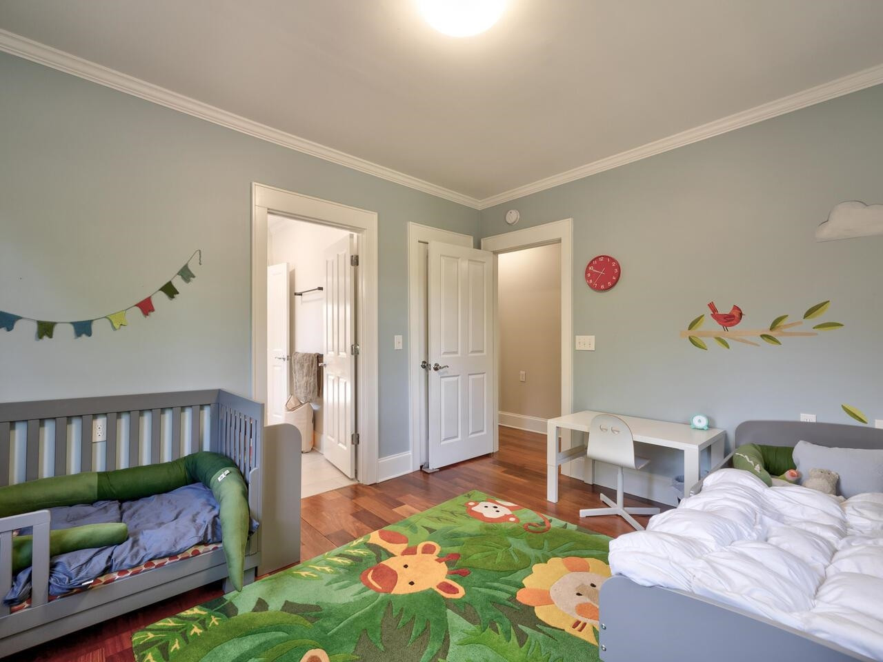 1412 W Markham Avenue