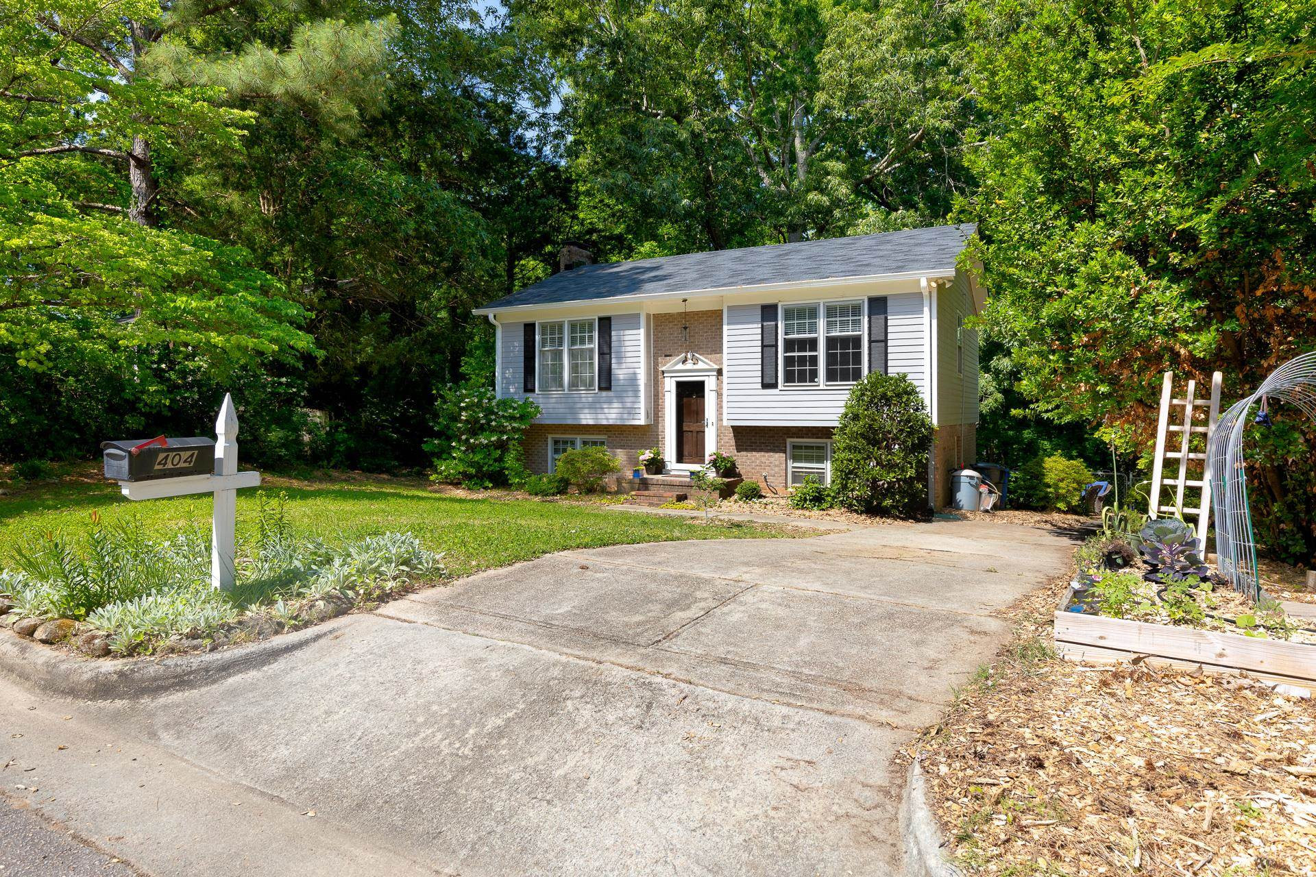 404 Hillstone Drive