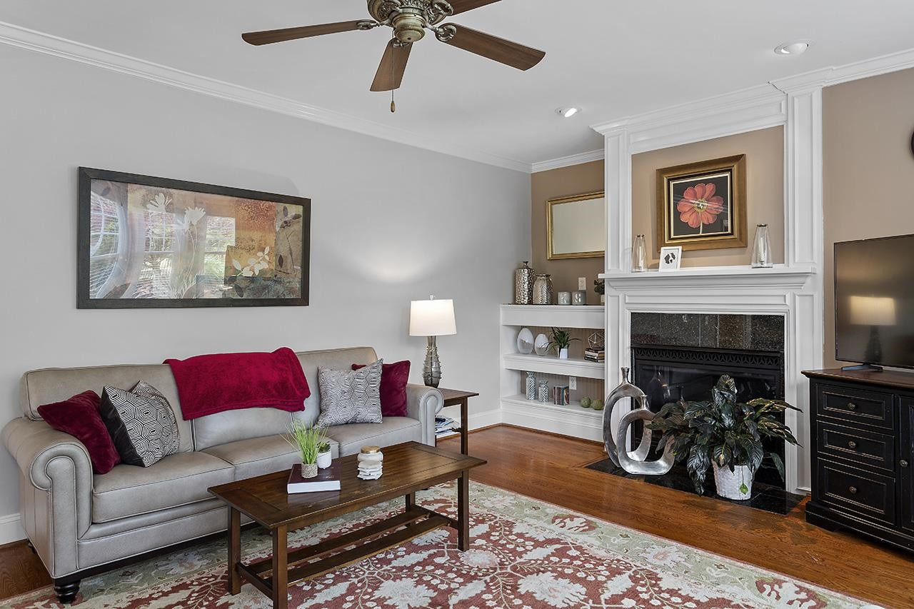 1012 Prairie Aster Court