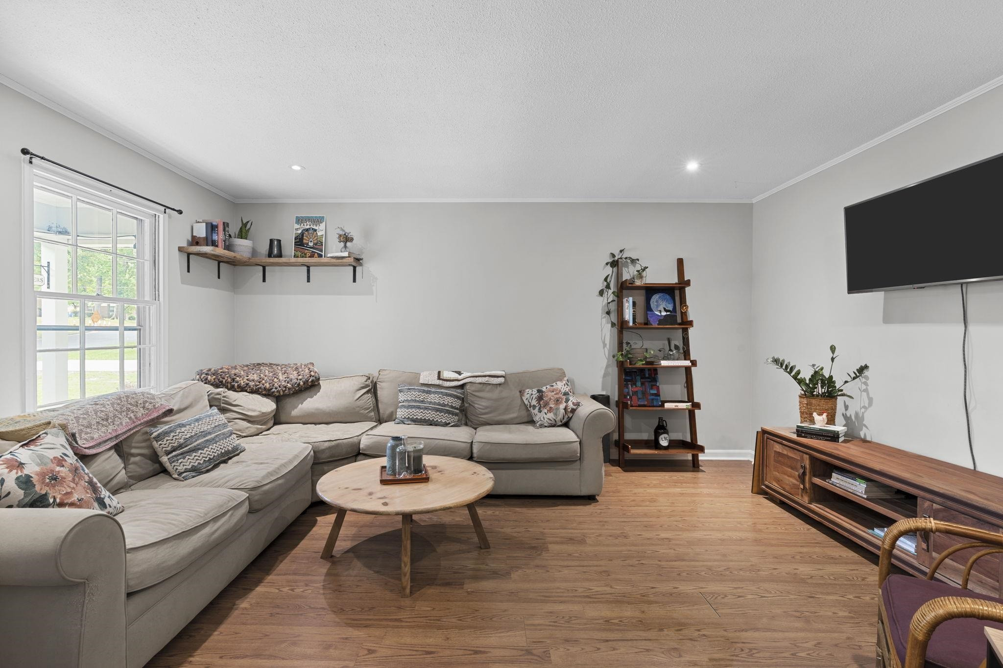 103 N Shetland Court