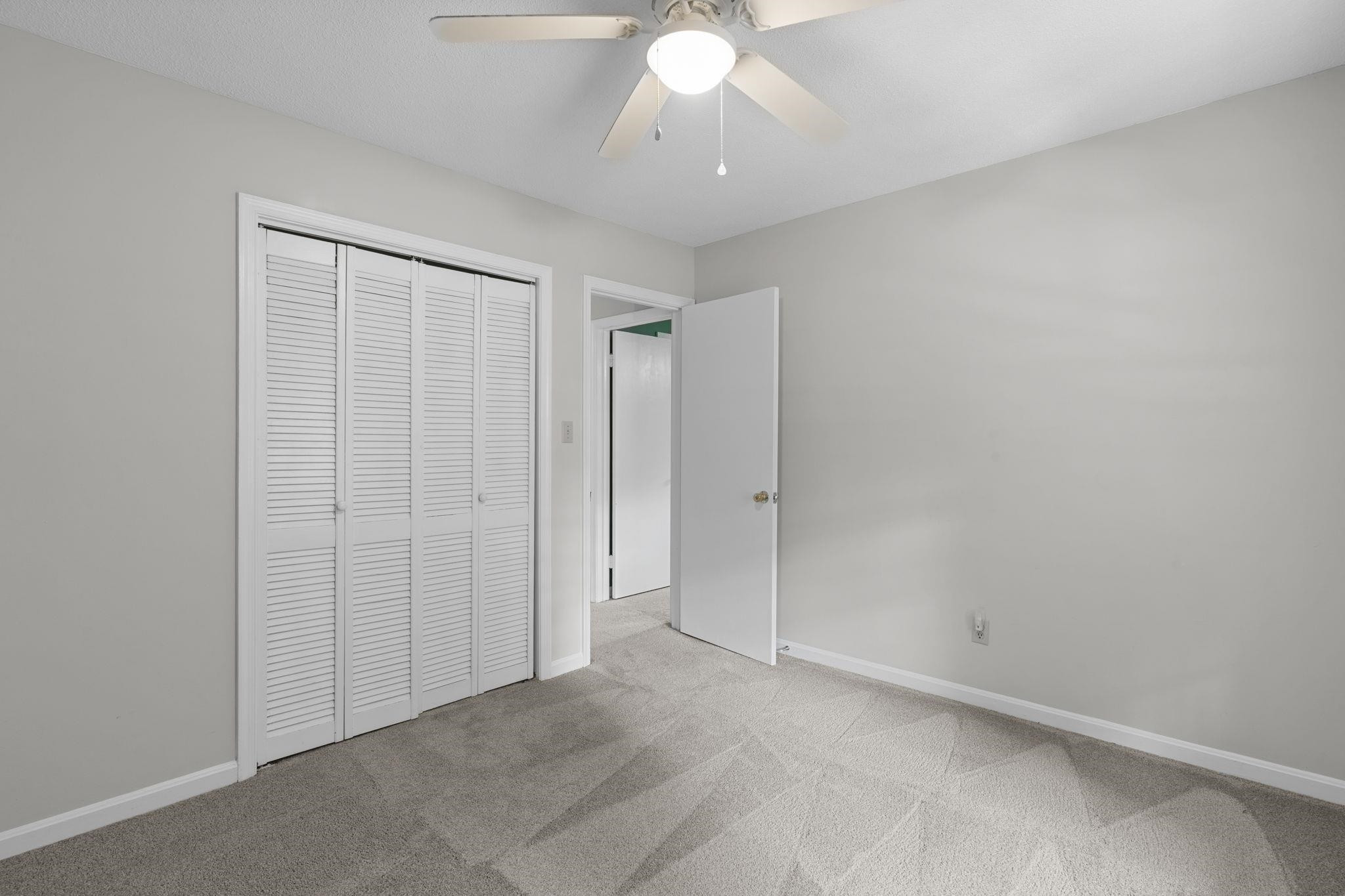 103 N Shetland Court