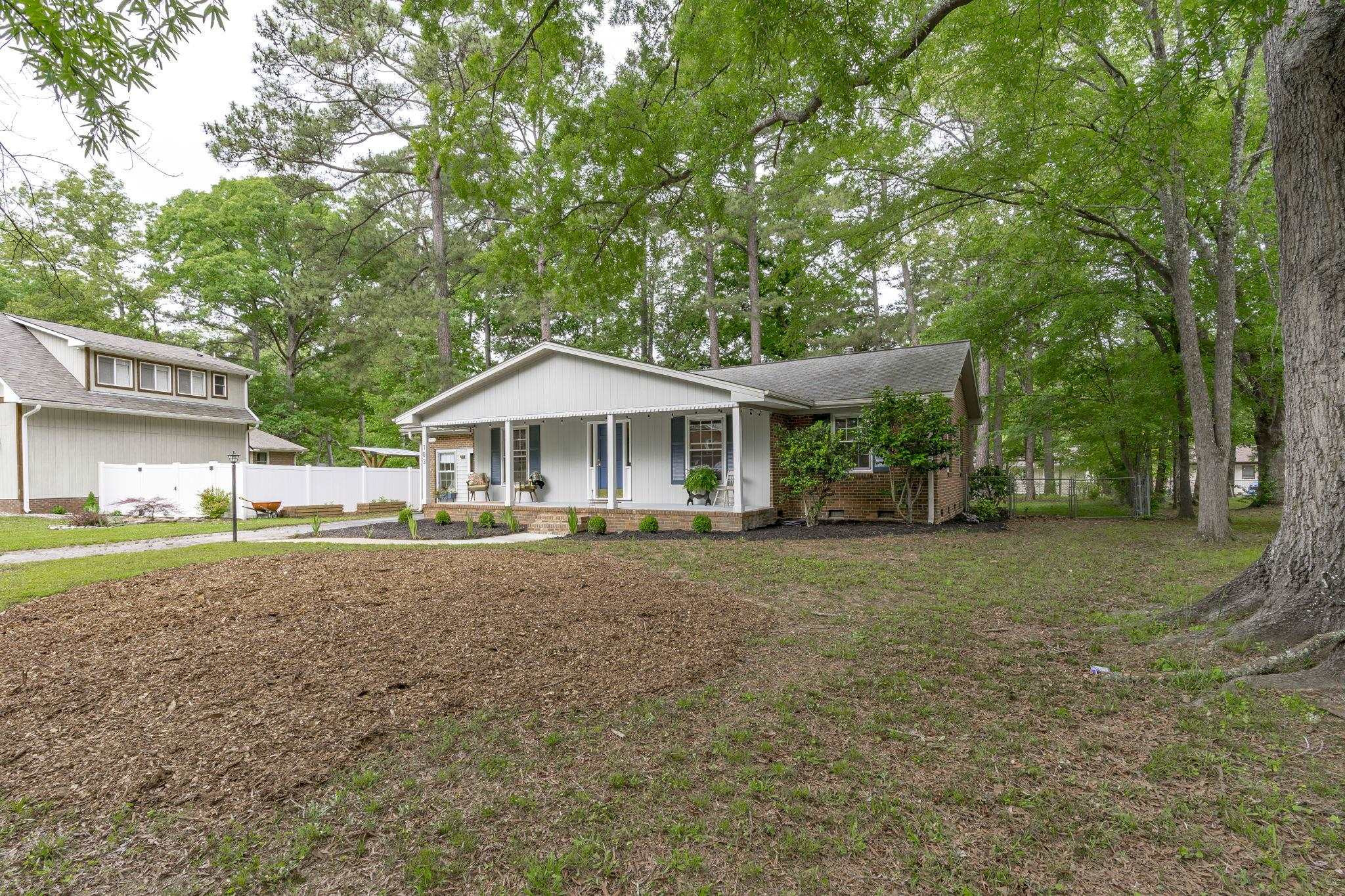 103 N Shetland Court