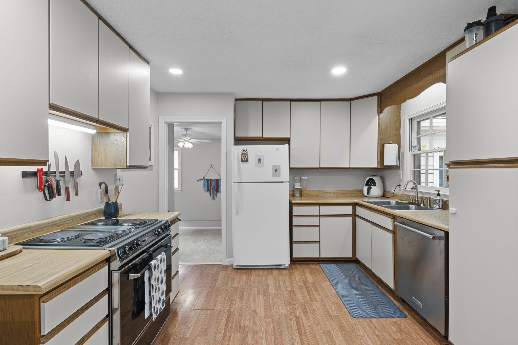 103 N Shetland Court