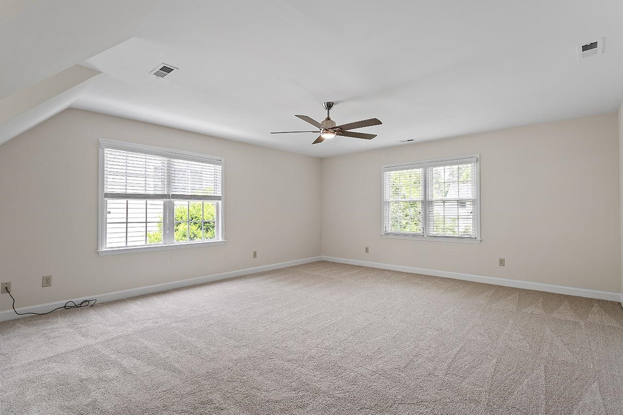 2067 Carriage Way