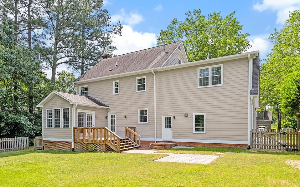 2067 Carriage Way