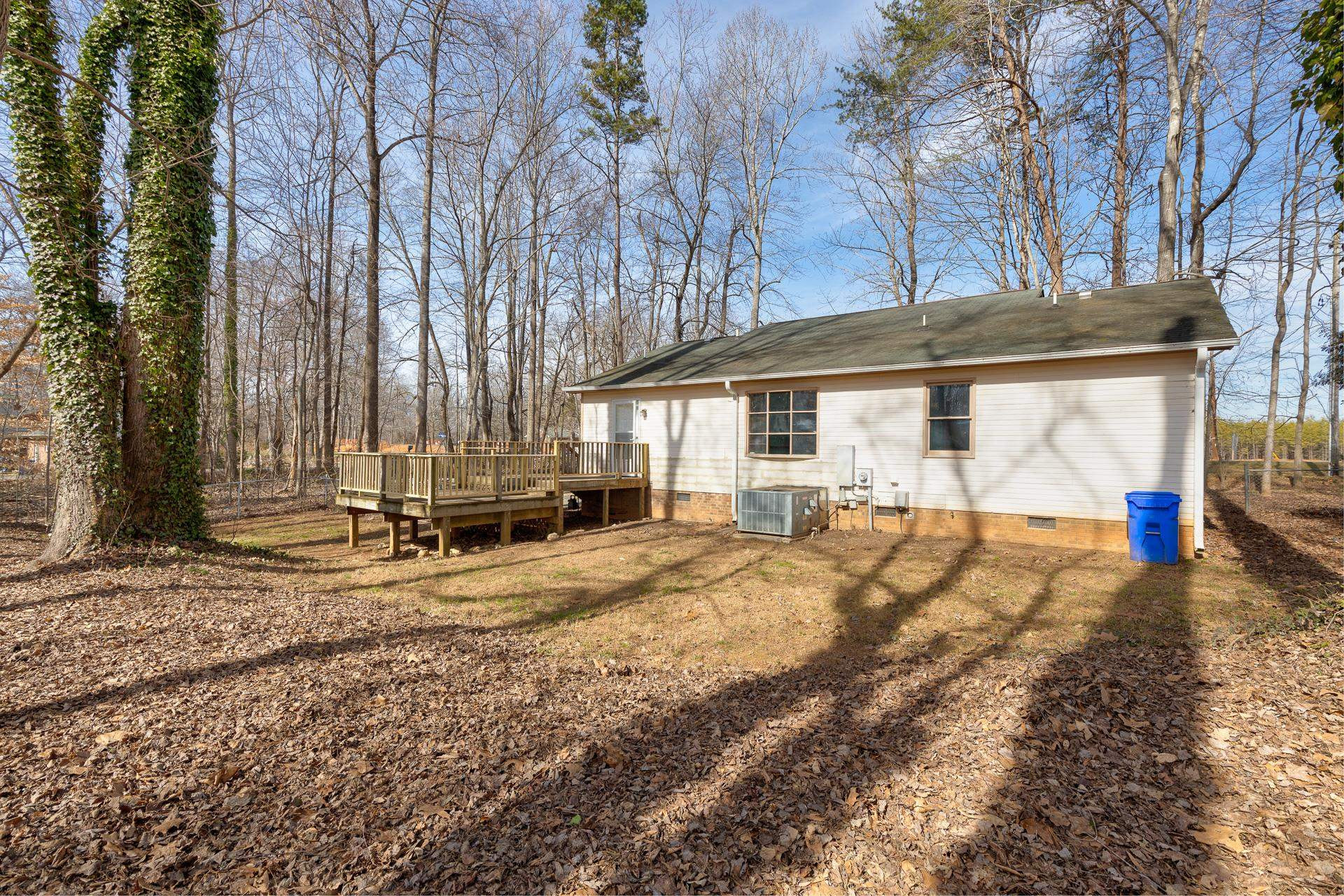 706 E Stagecoach Road