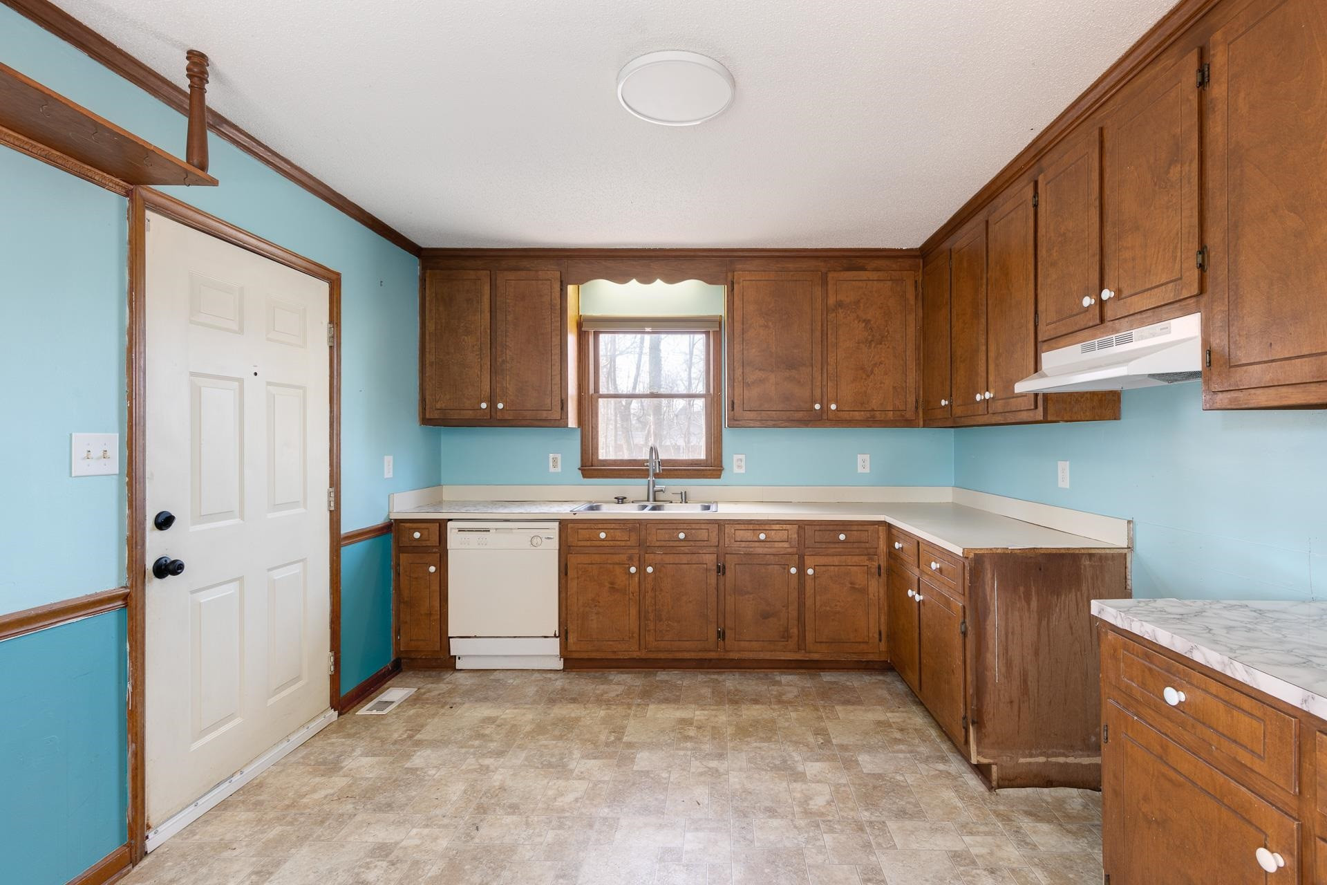 706 E Stagecoach Road