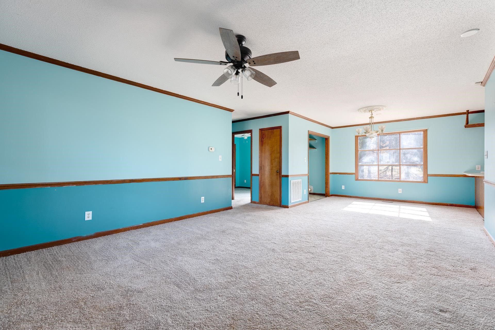 706 E Stagecoach Road