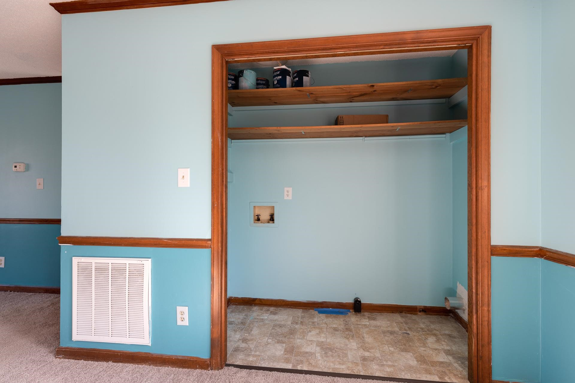 706 E Stagecoach Road