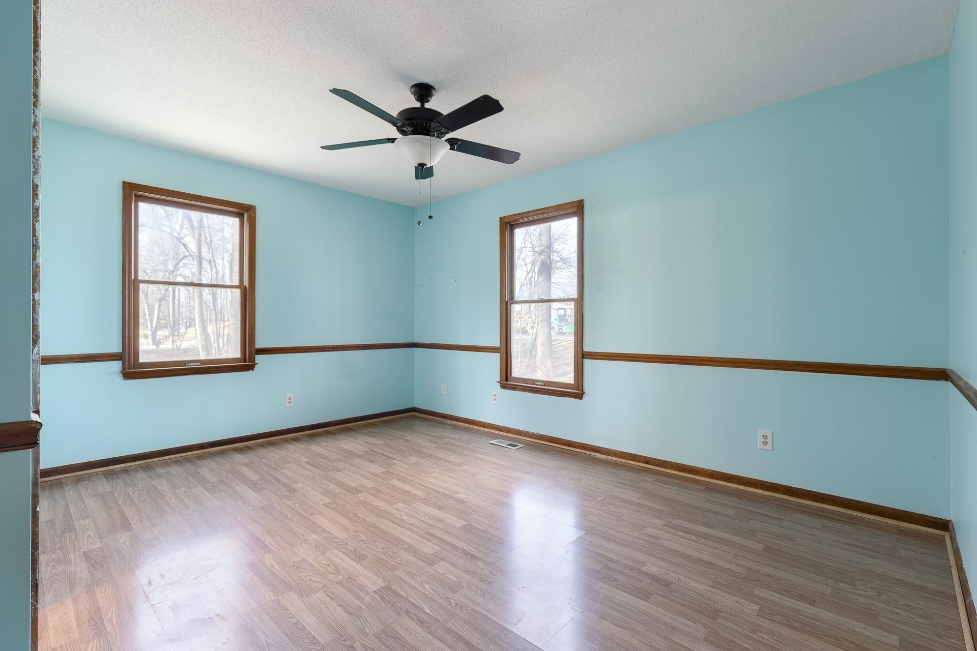 706 E Stagecoach Road