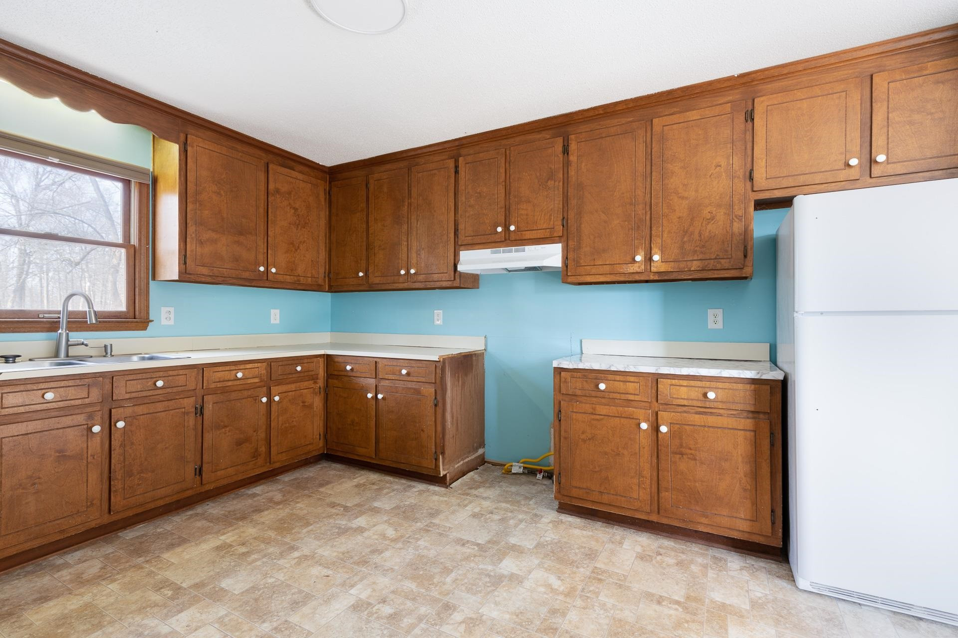 706 E Stagecoach Road