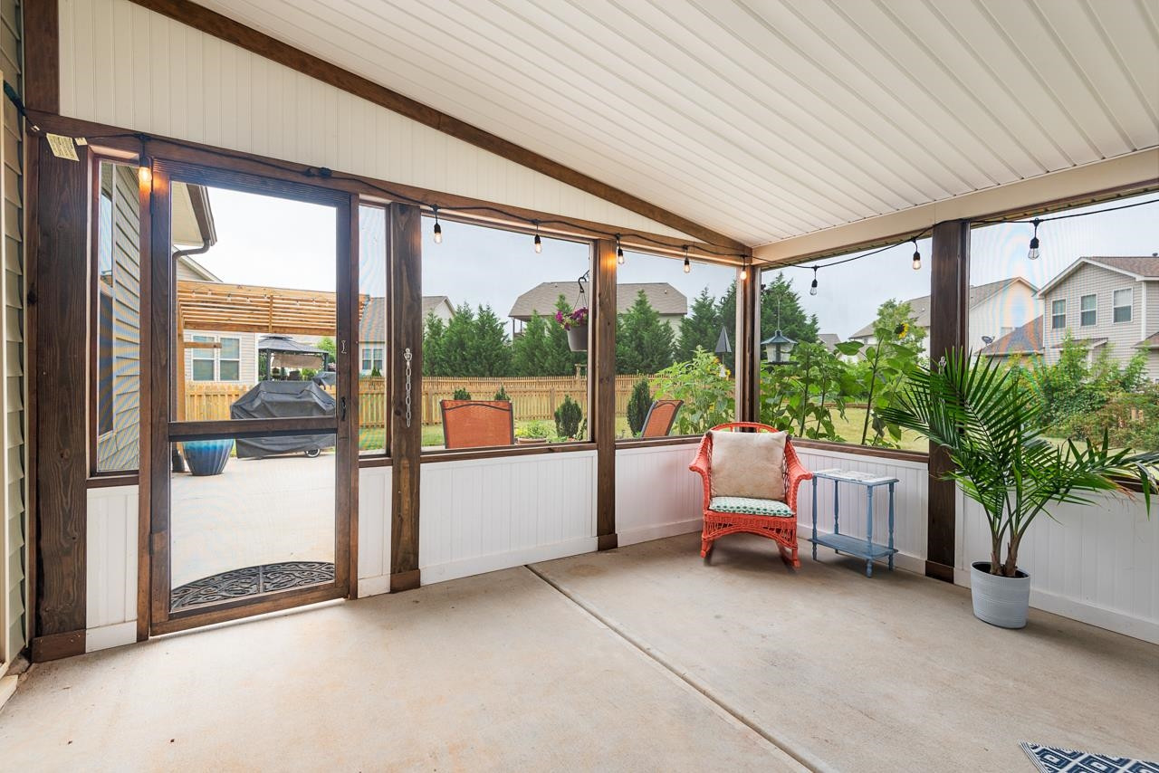 509 Bunker Court