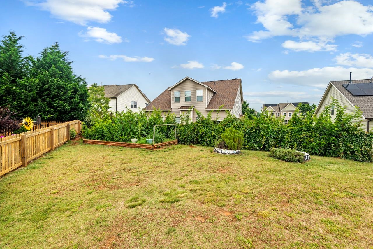 509 Bunker Court