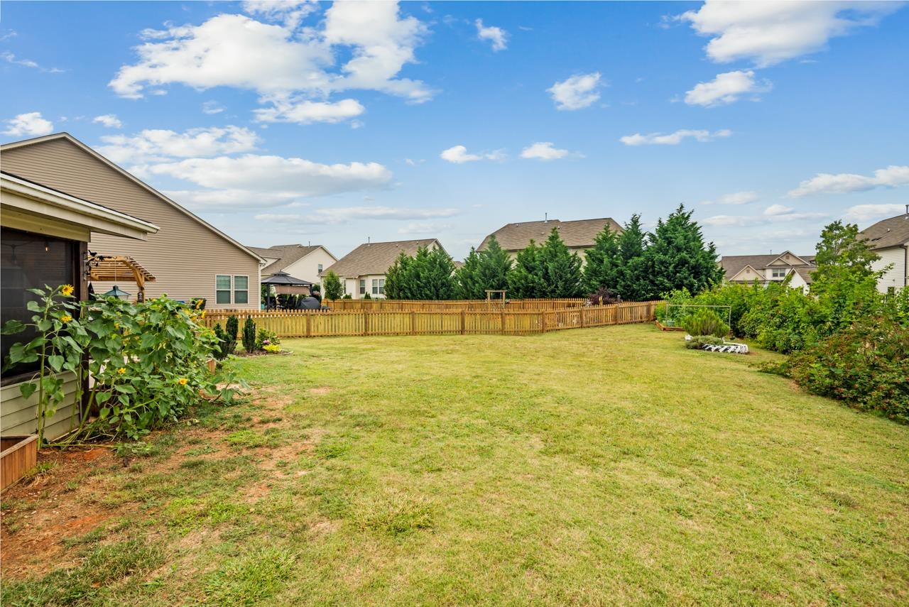 509 Bunker Court