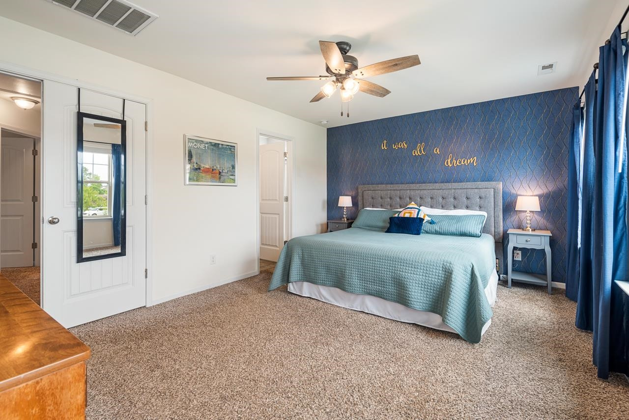 509 Bunker Court