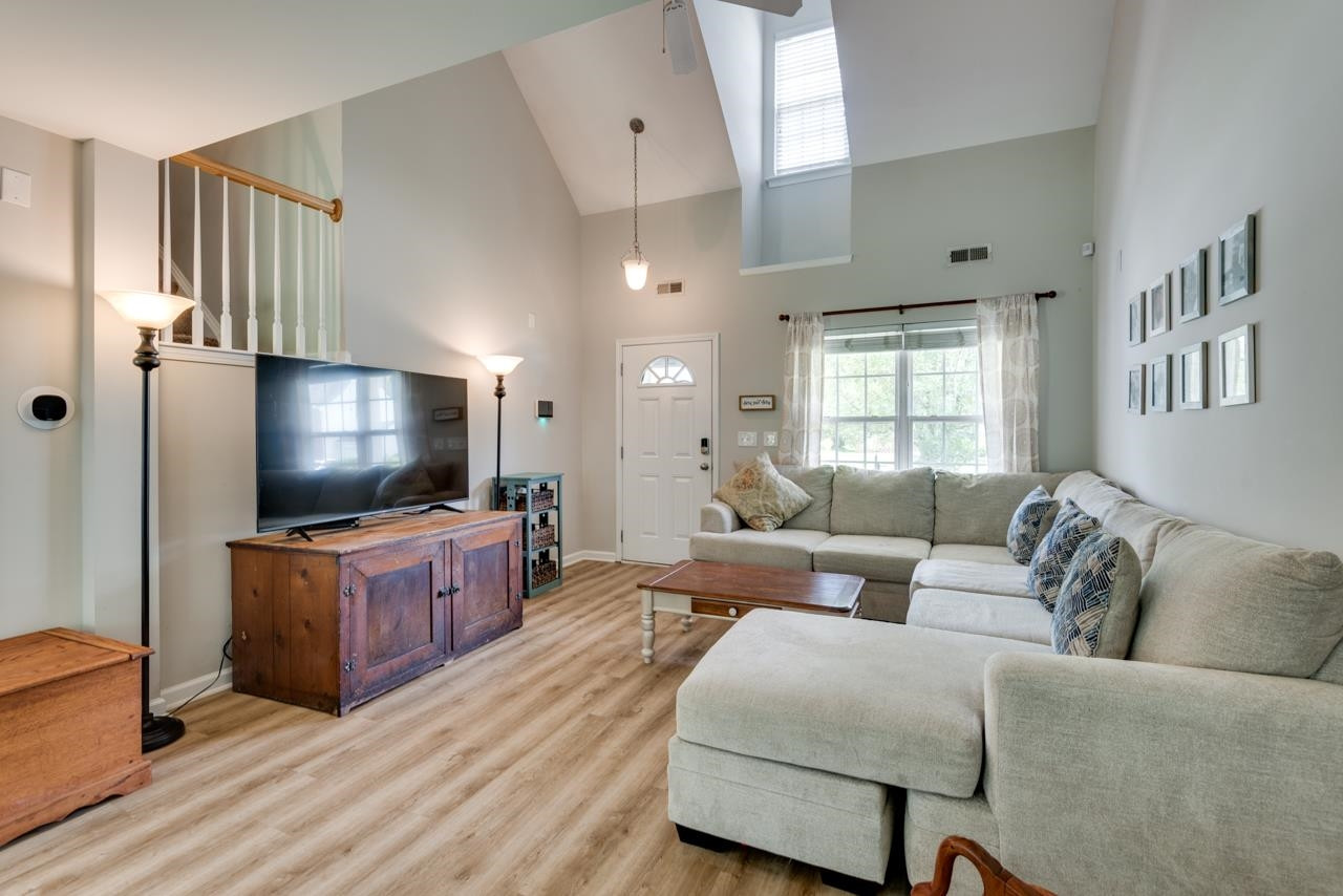 213 Morning View Court