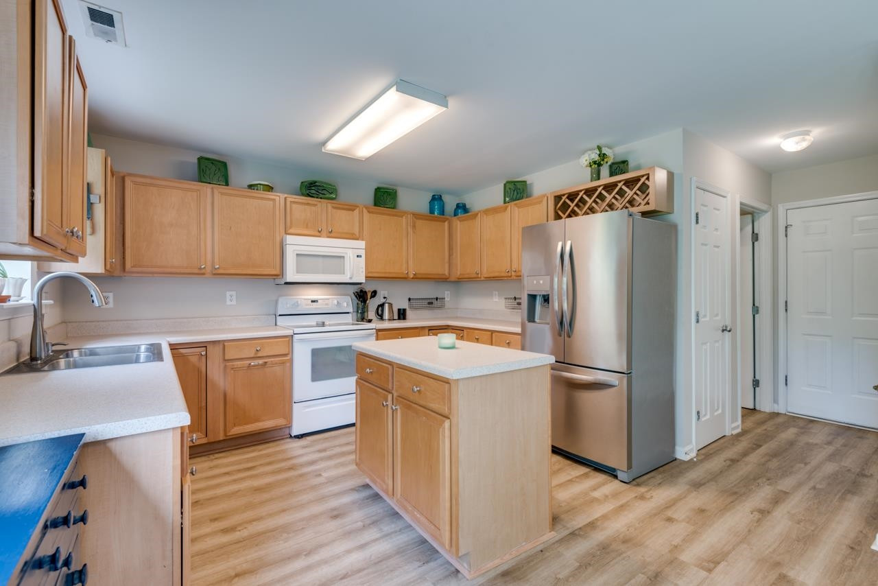 213 Morning View Court