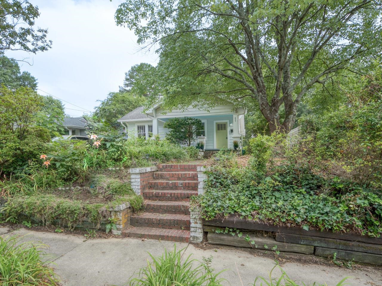 2507 Englewood Avenue