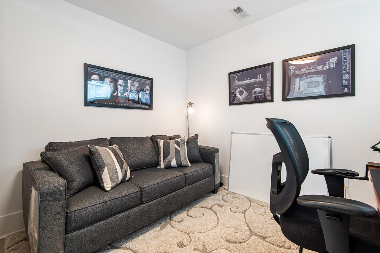 512 Gordon Street # 807