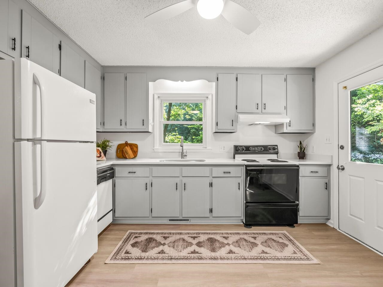 1205 Hydrangea Court
