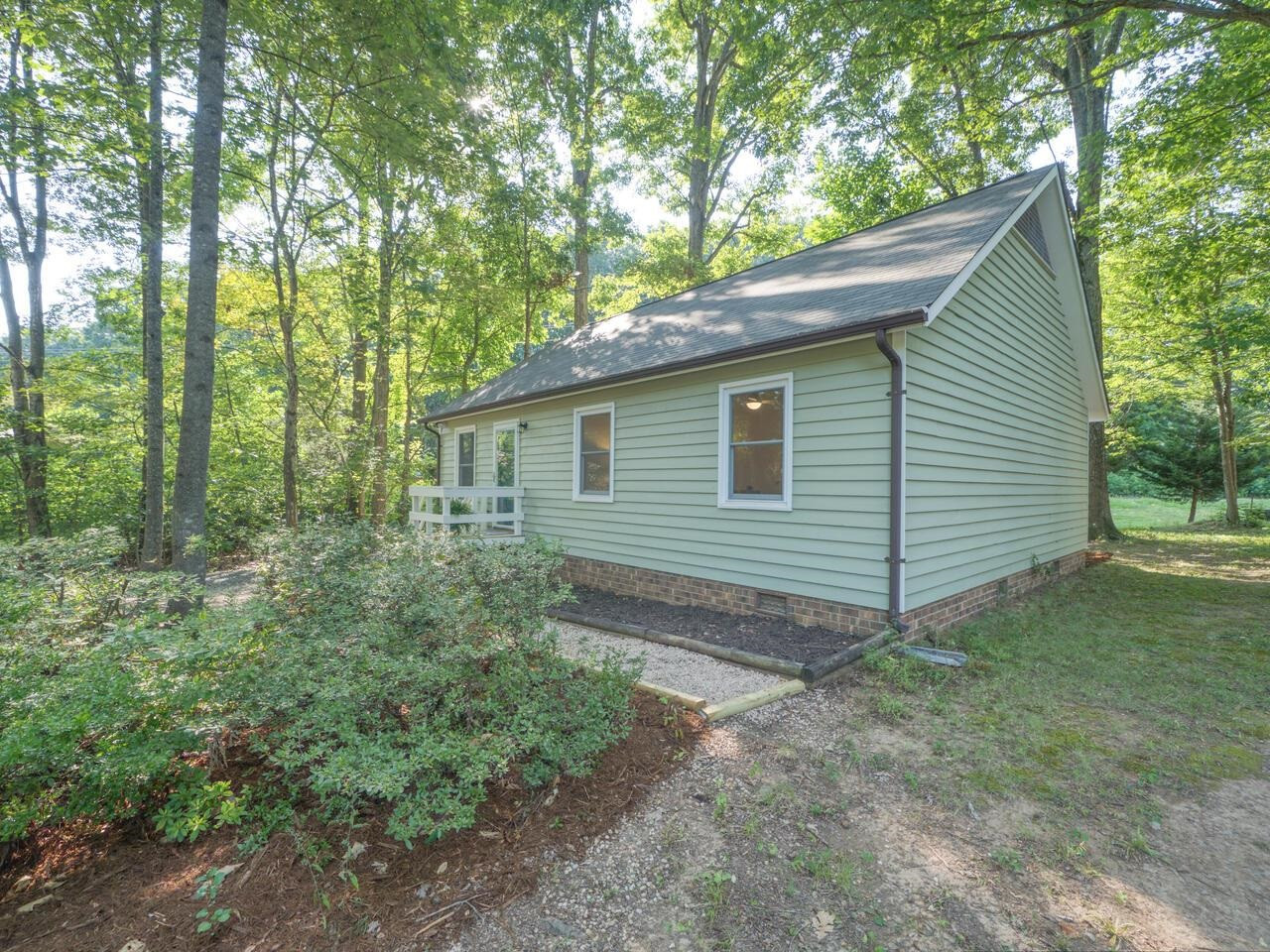 1205 Hydrangea Court