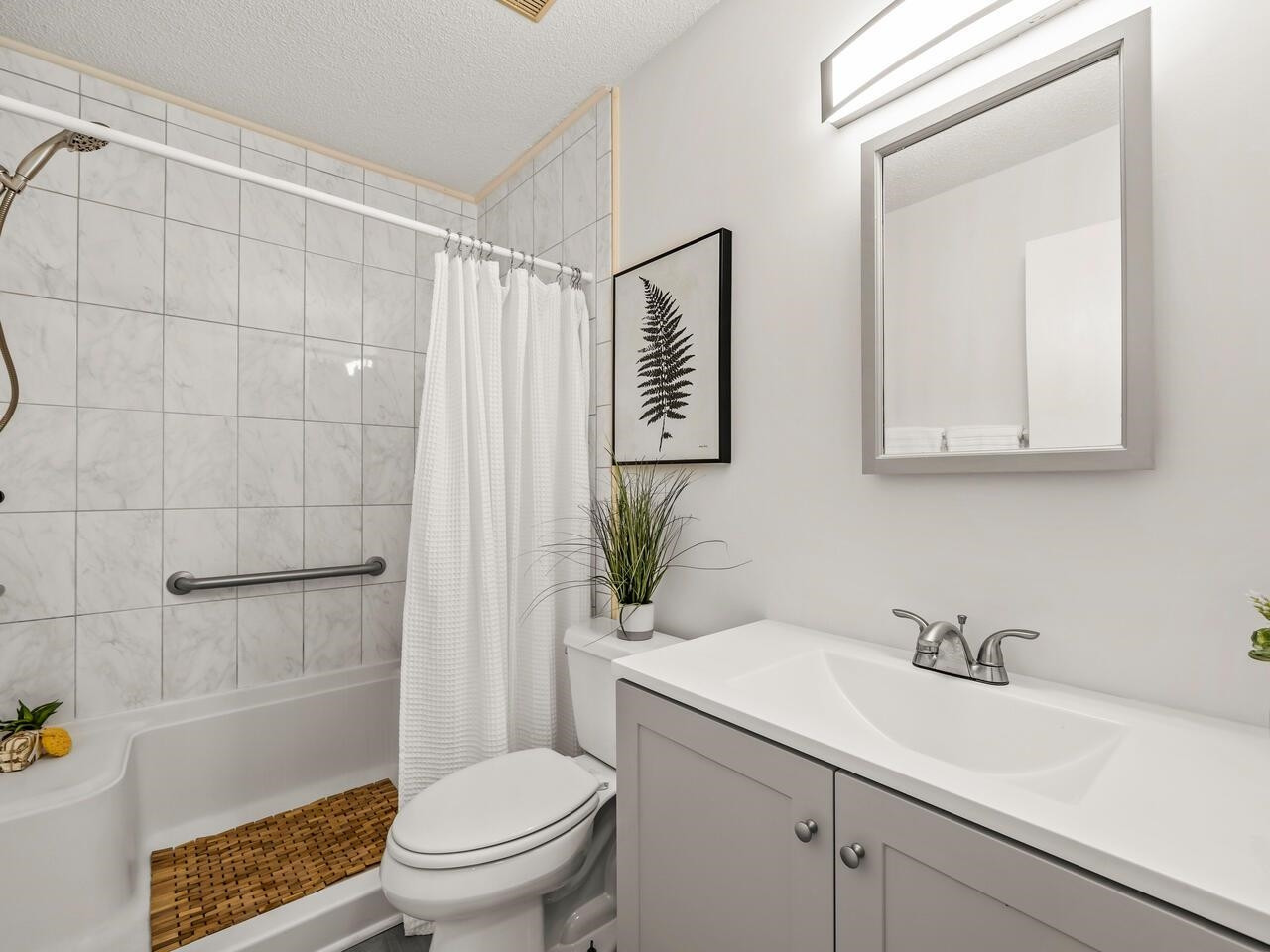 1205 Hydrangea Court