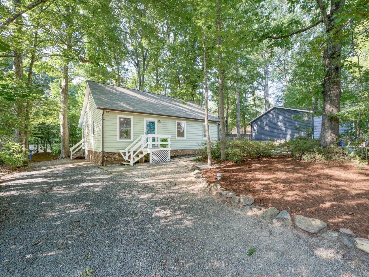 1205 Hydrangea Court