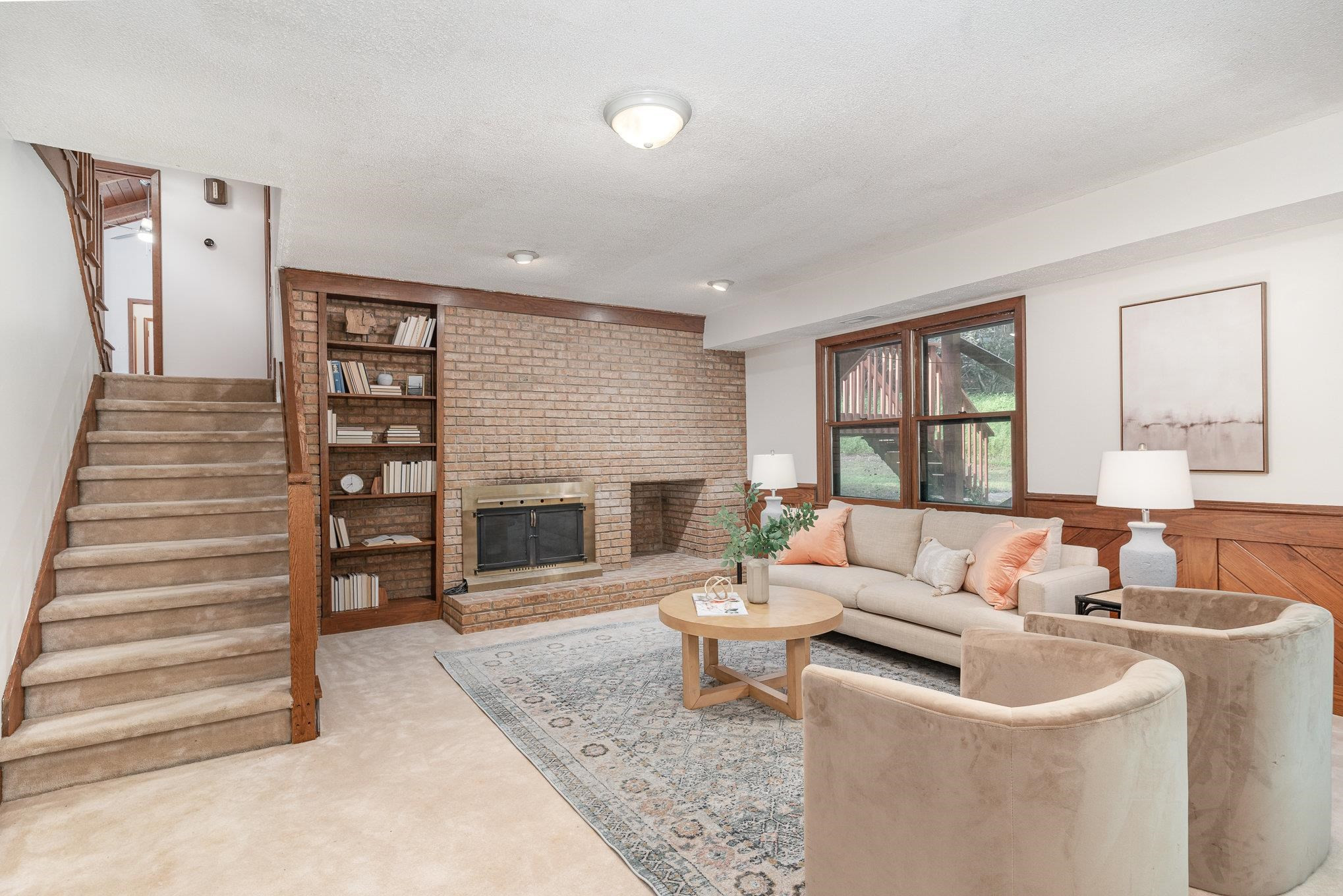 9413 Springdale Drive