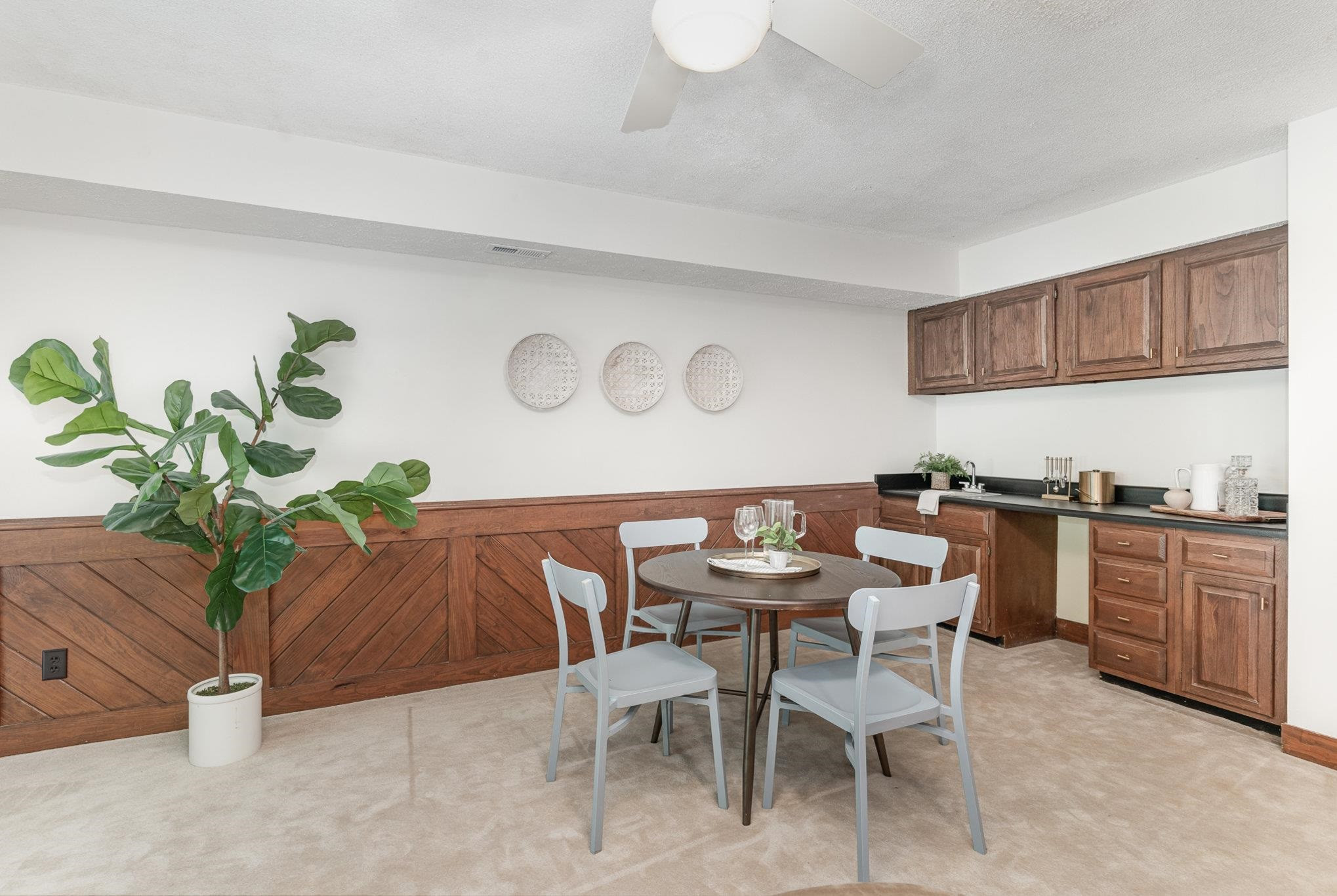 9413 Springdale Drive