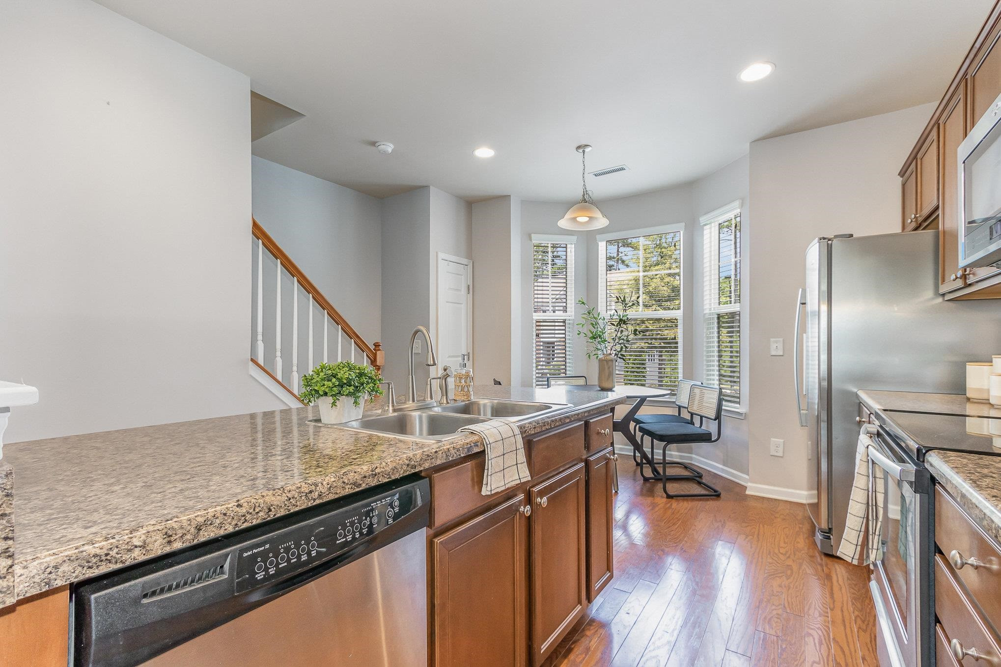 100 Stratford Lakes Drive # 255