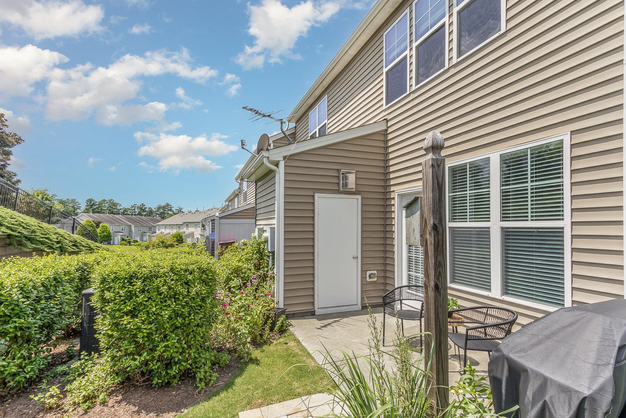 100 Stratford Lakes Drive # 255