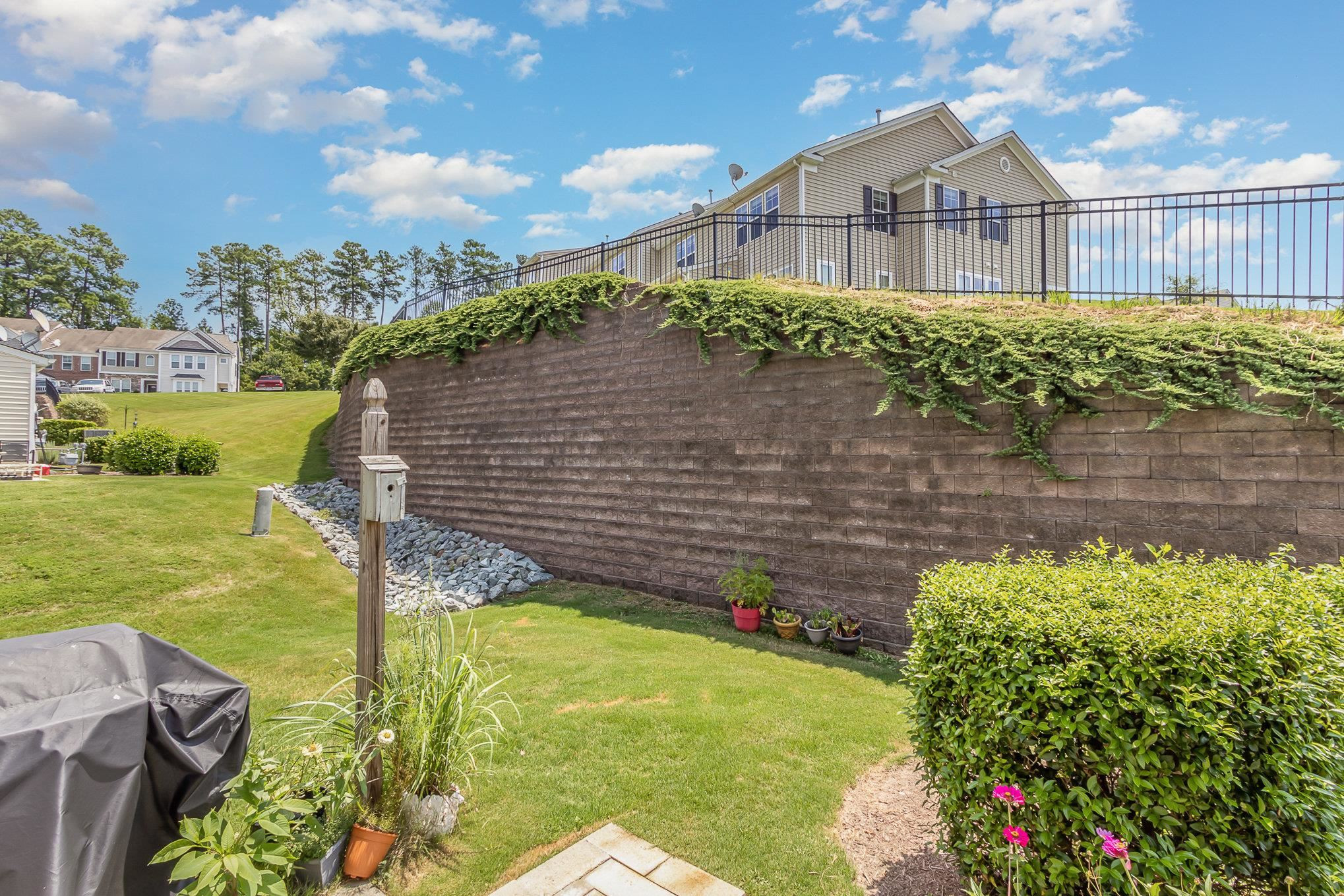 100 Stratford Lakes Drive # 255