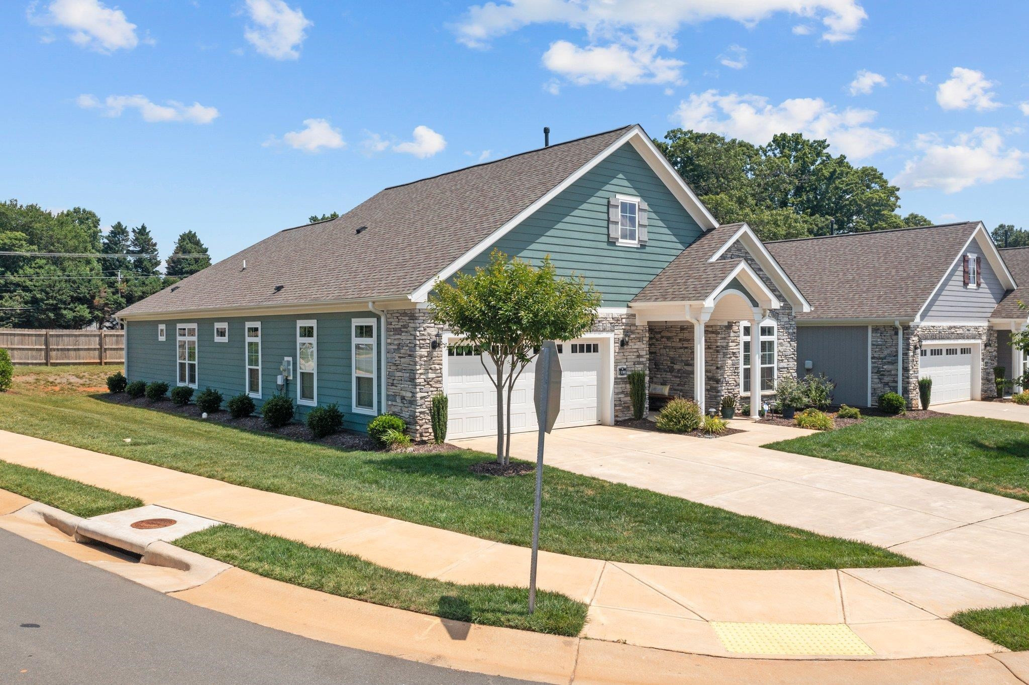 1180 Hudson Drive