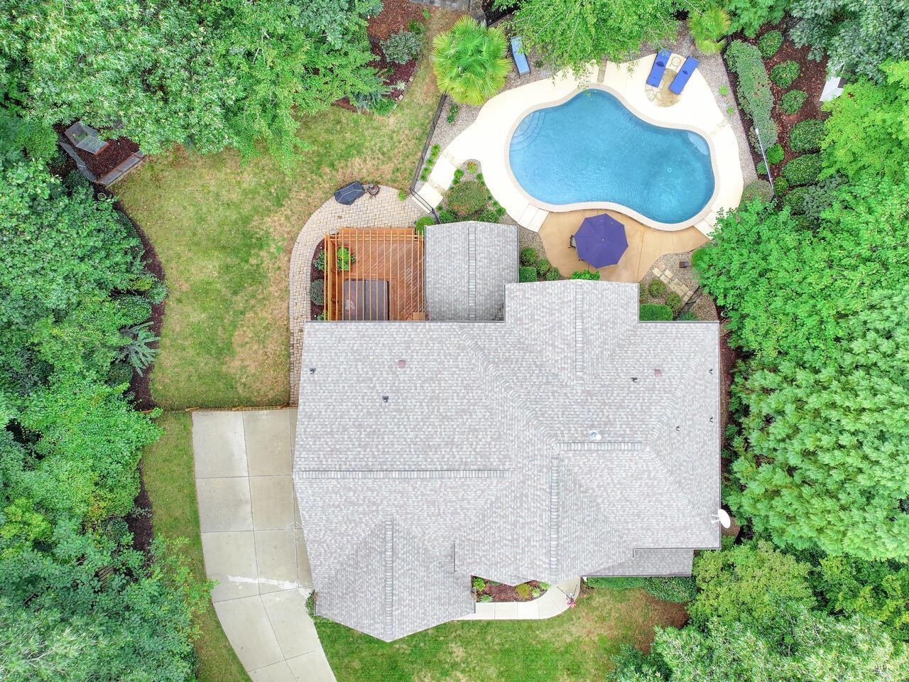 1807 W Chapman Court
