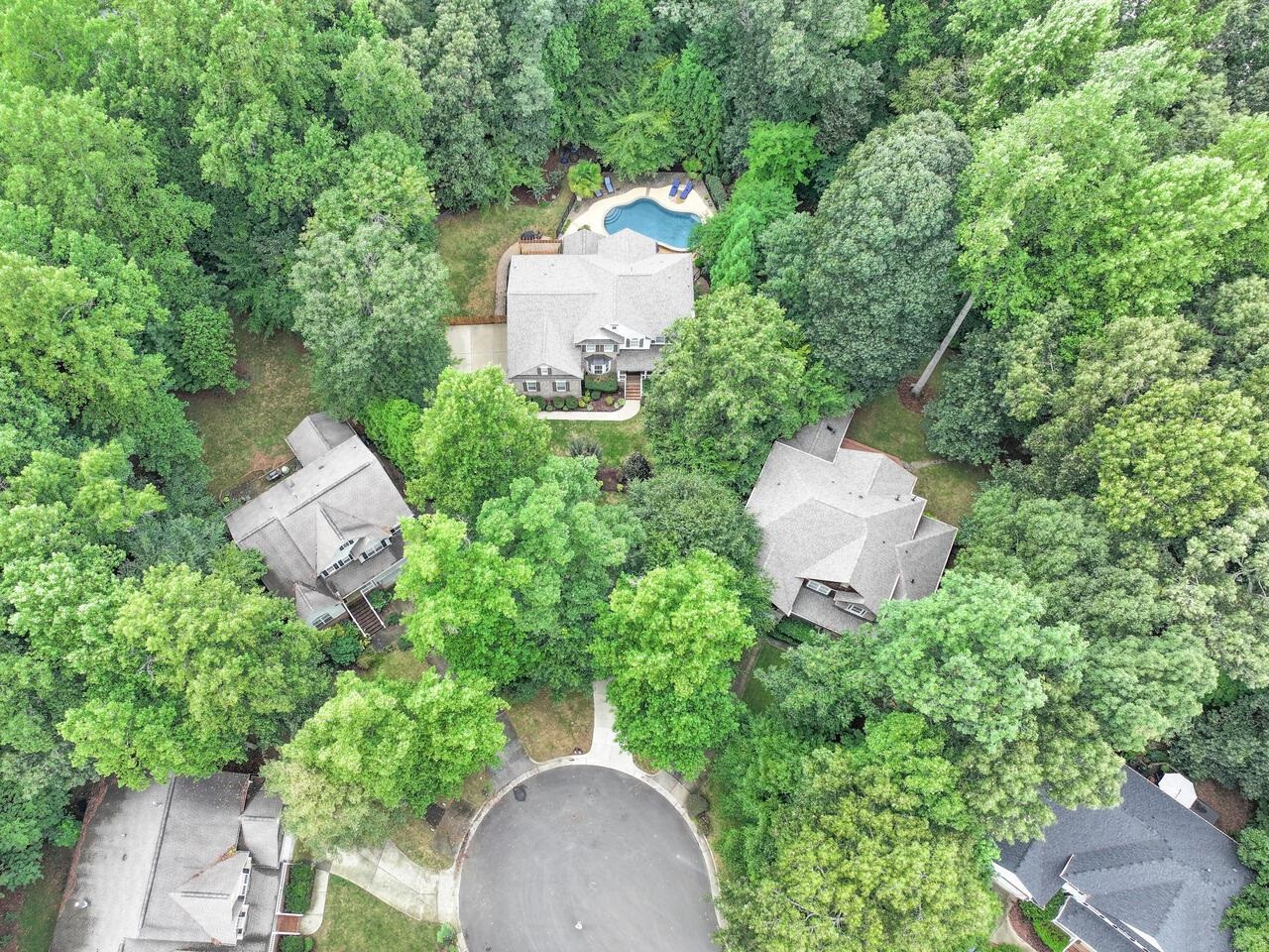 1807 W Chapman Court