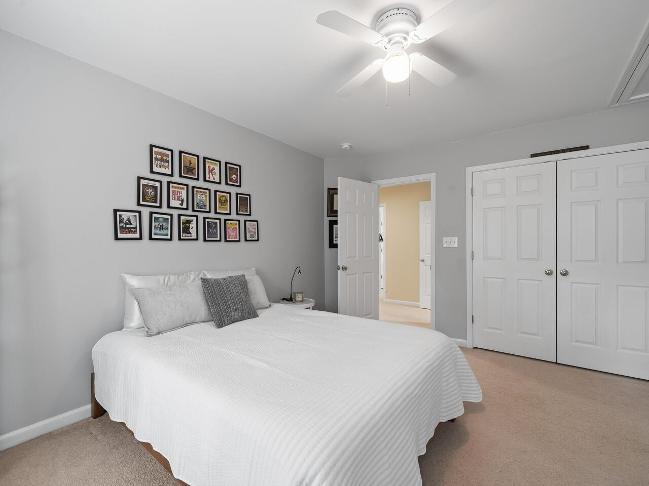 1807 W Chapman Court