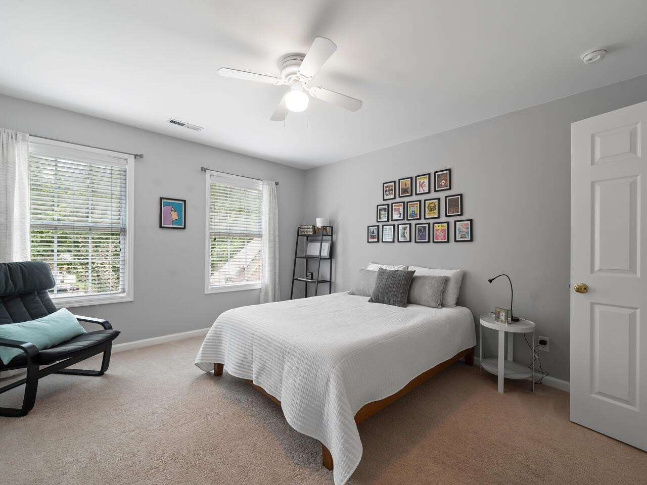 1807 W Chapman Court