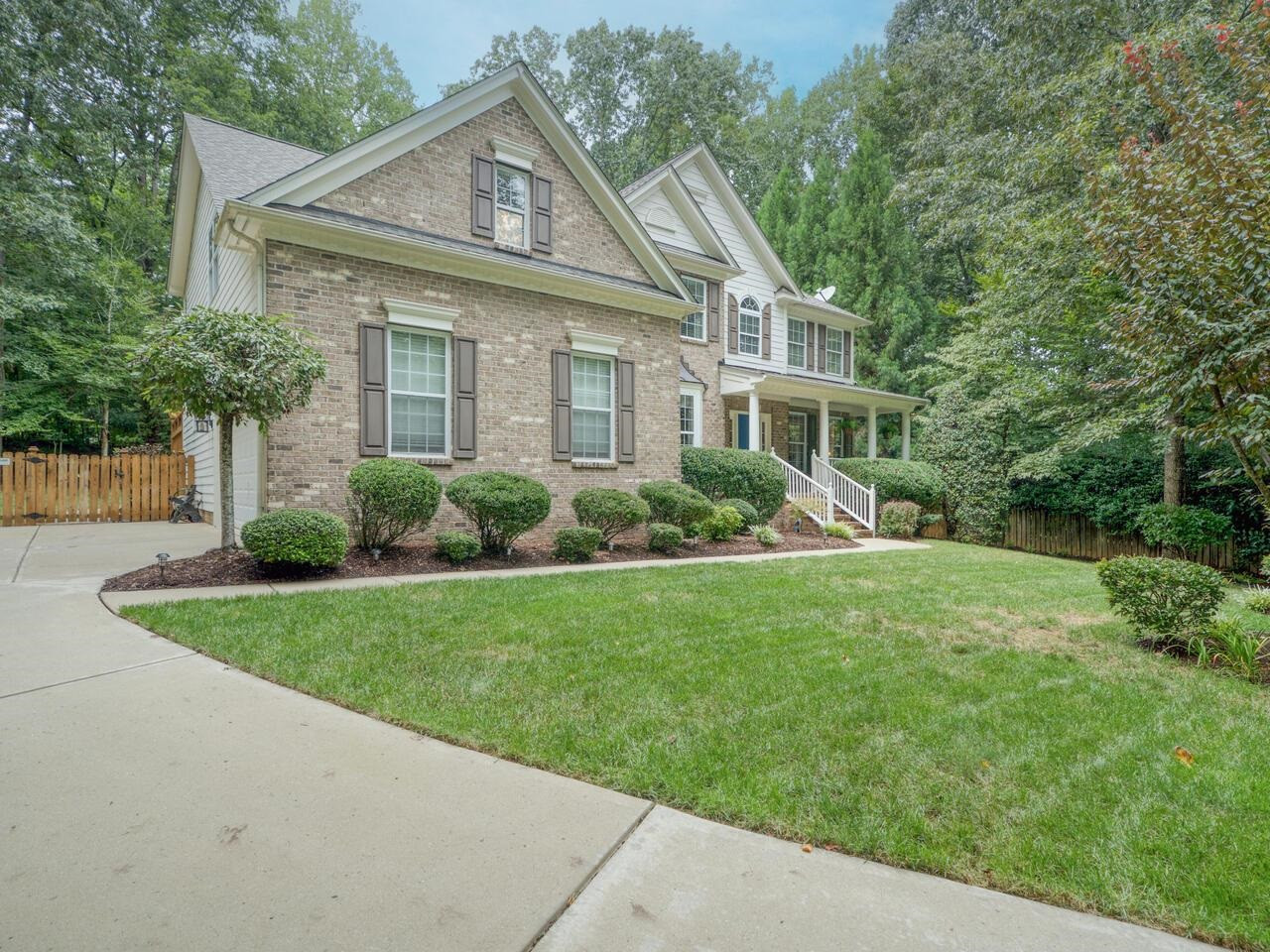 1807 W Chapman Court