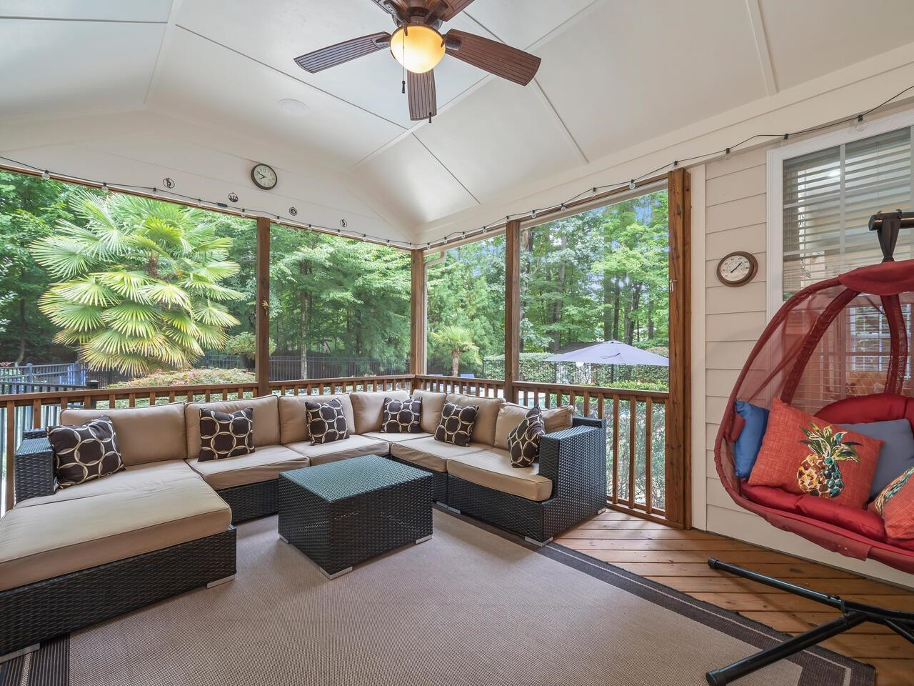 1807 W Chapman Court