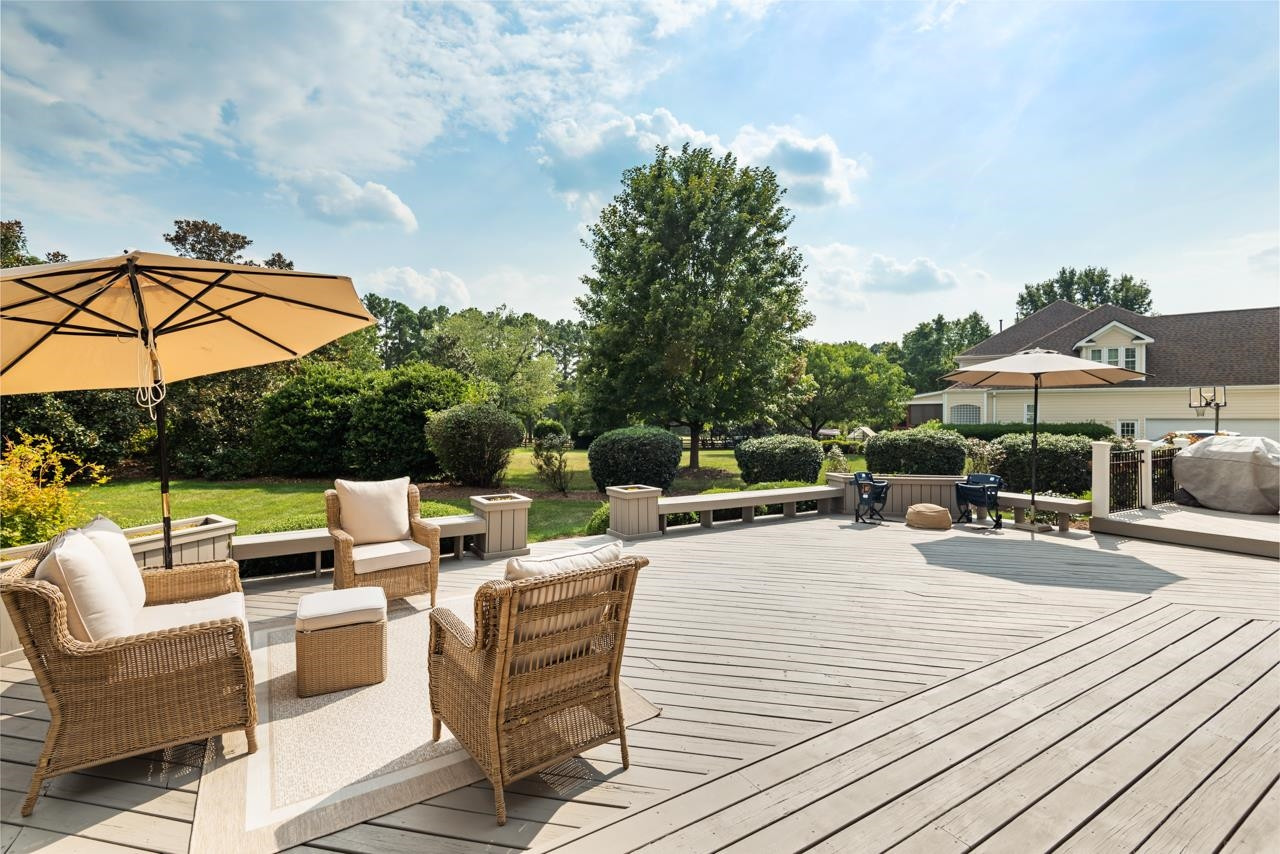 9 Goldenrod Place