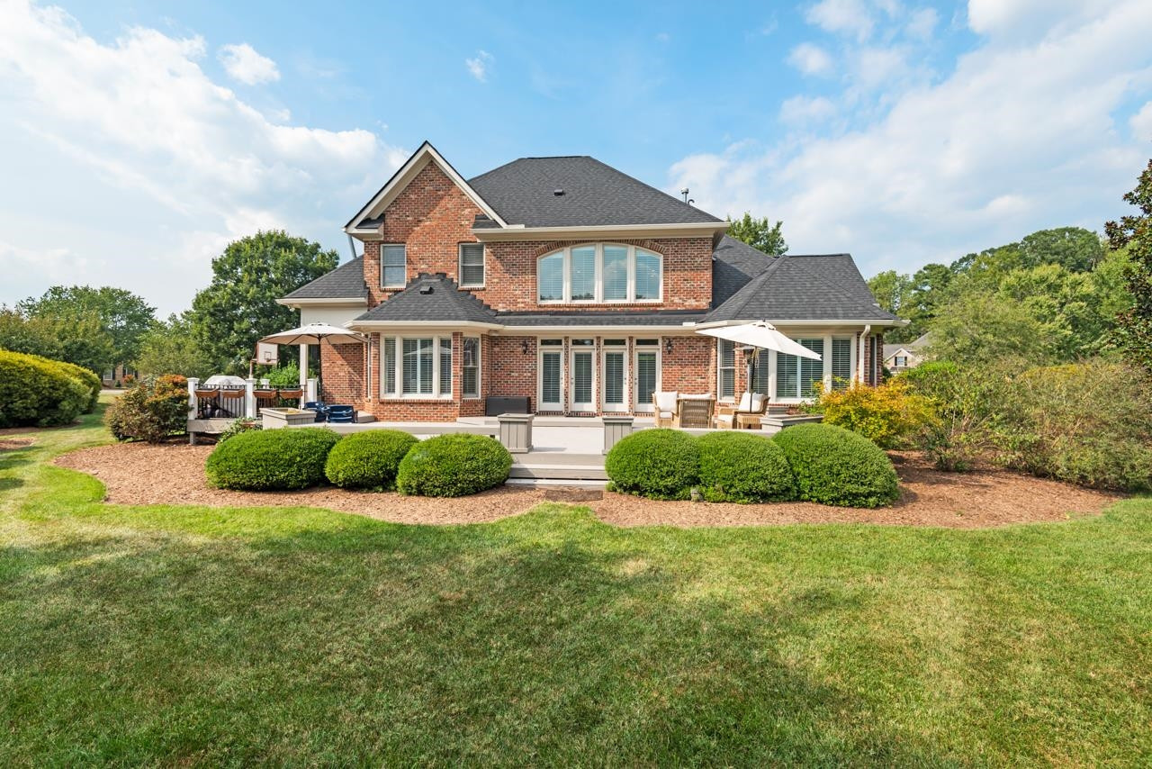 9 Goldenrod Place