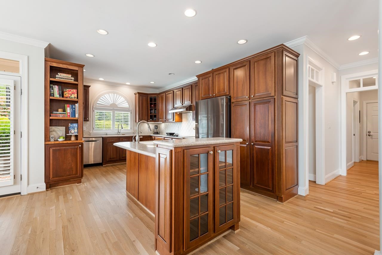 9 Goldenrod Place