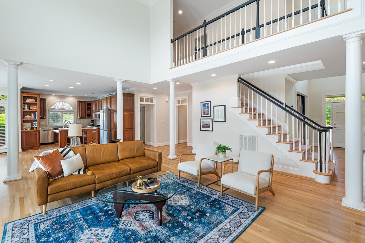9 Goldenrod Place