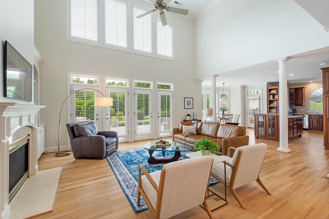 9 Goldenrod Place