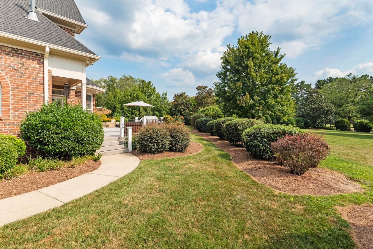 9 Goldenrod Place