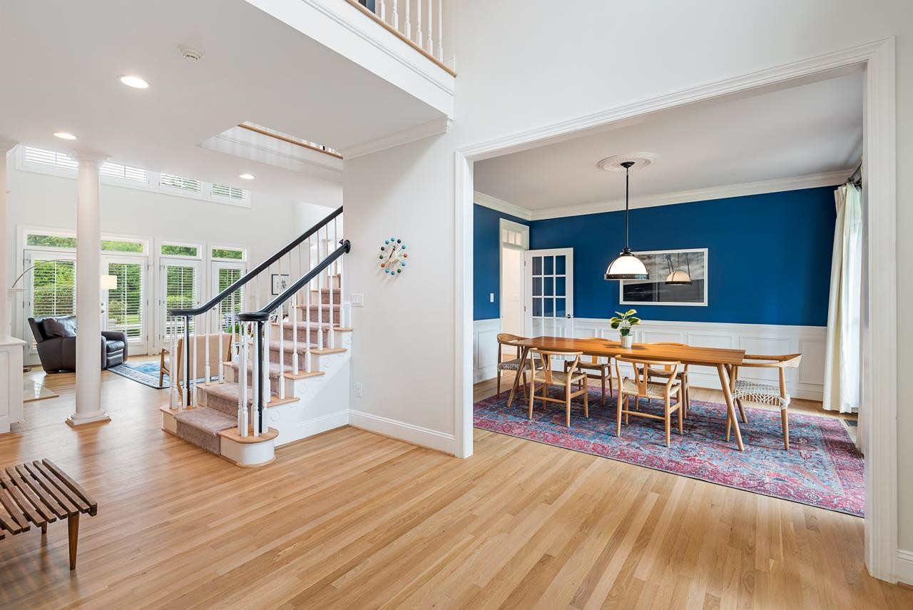9 Goldenrod Place