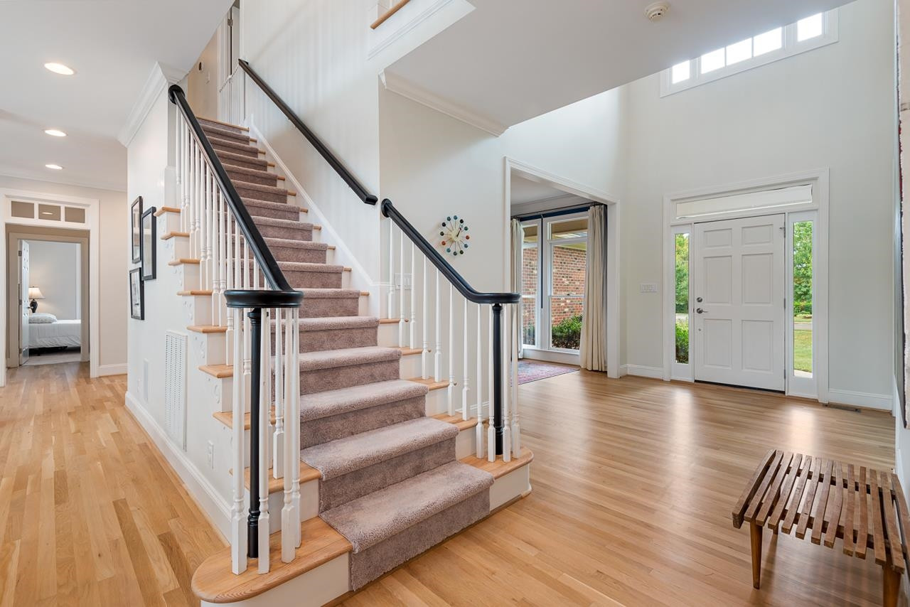 9 Goldenrod Place