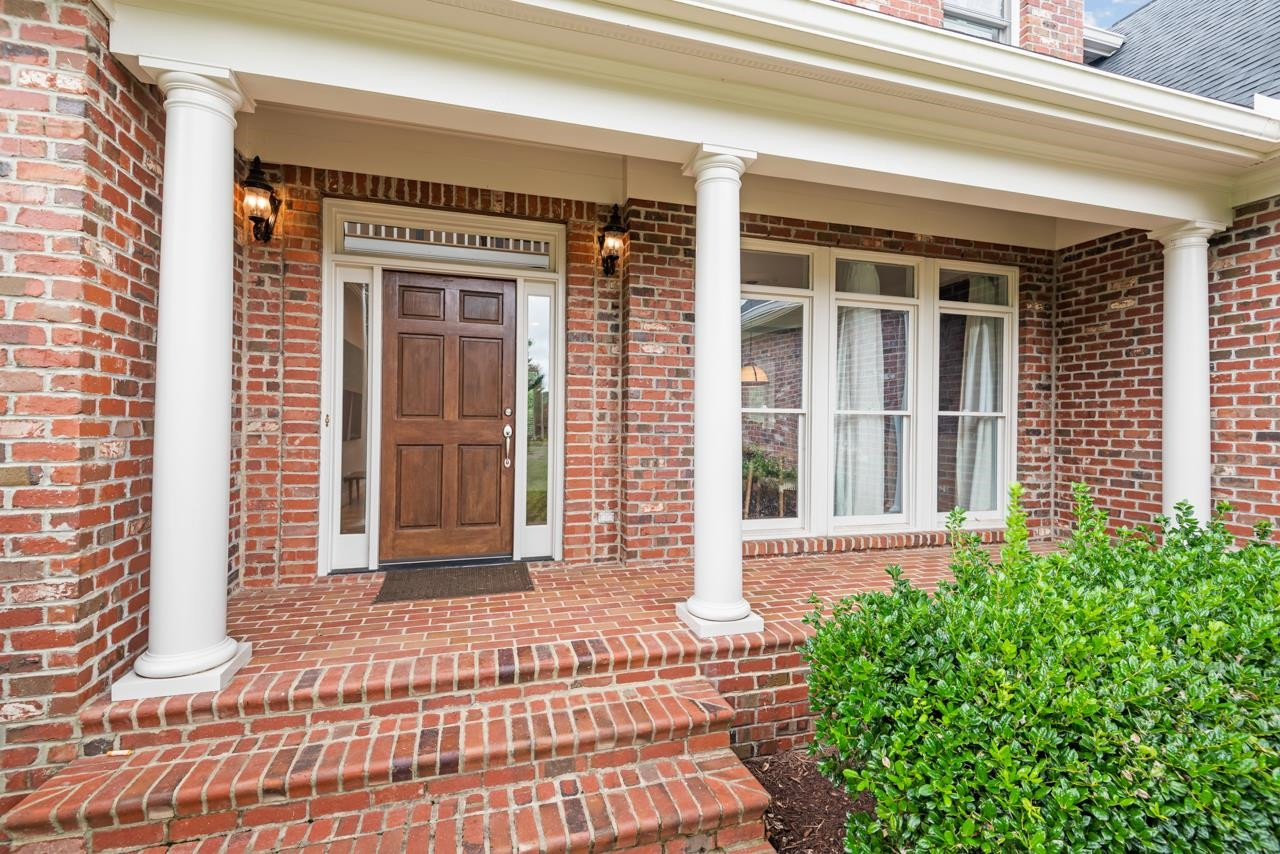 9 Goldenrod Place