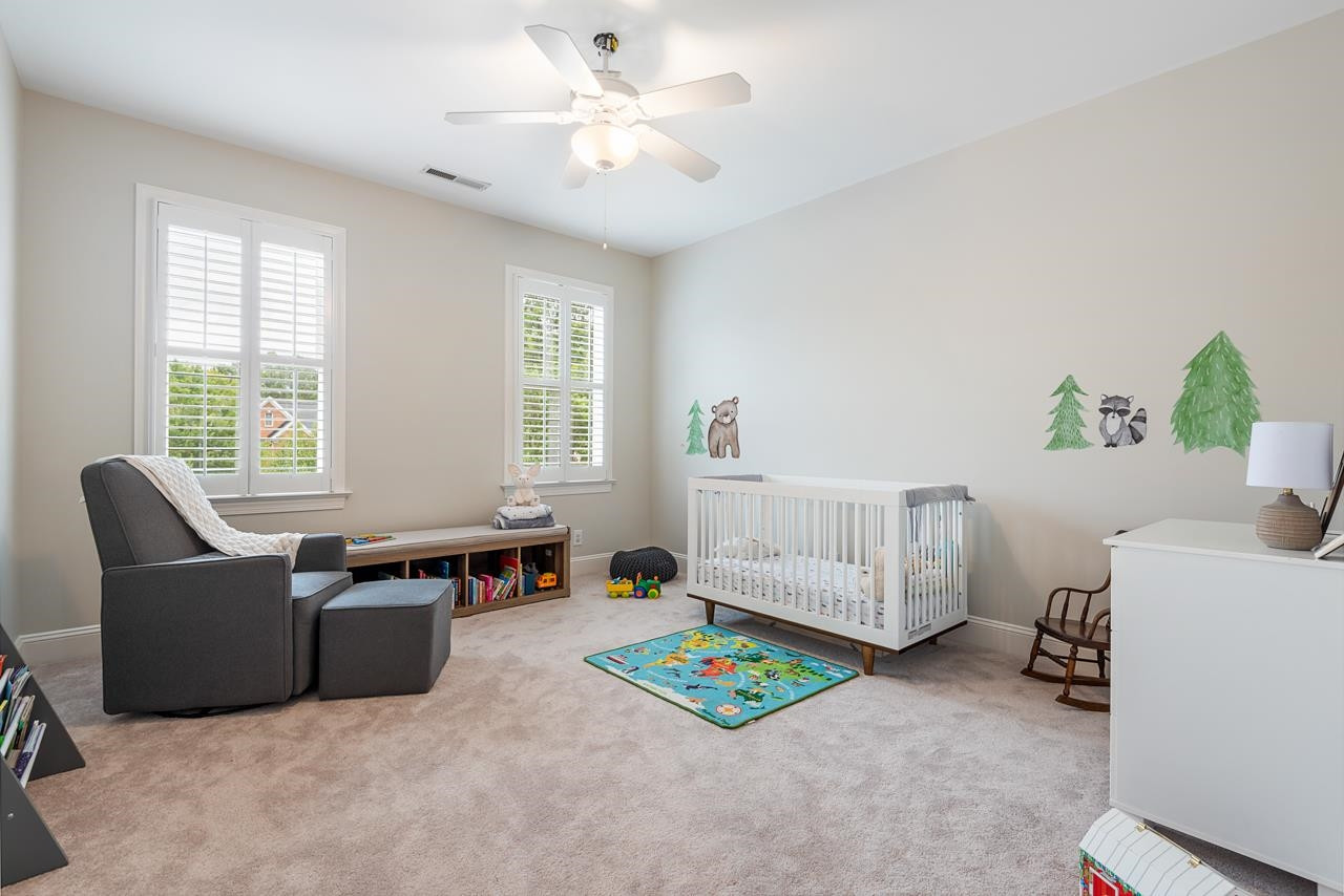 9 Goldenrod Place